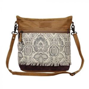 Myra Bag : Brandish Shoulder Bag